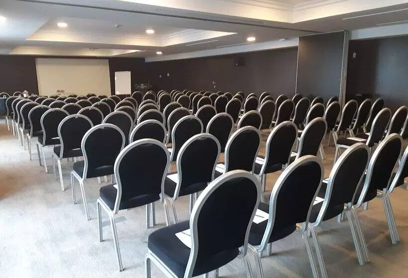 هتل Le Palace d'Anfa