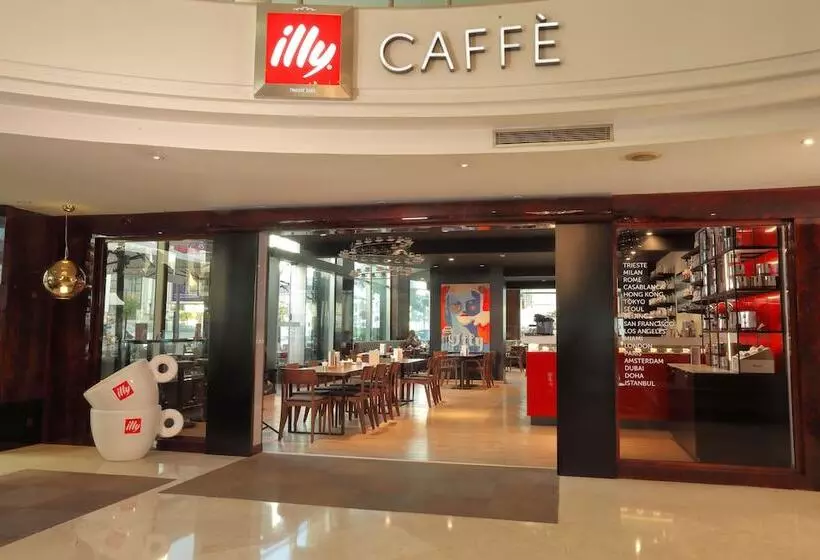 هتل Le Palace d'Anfa