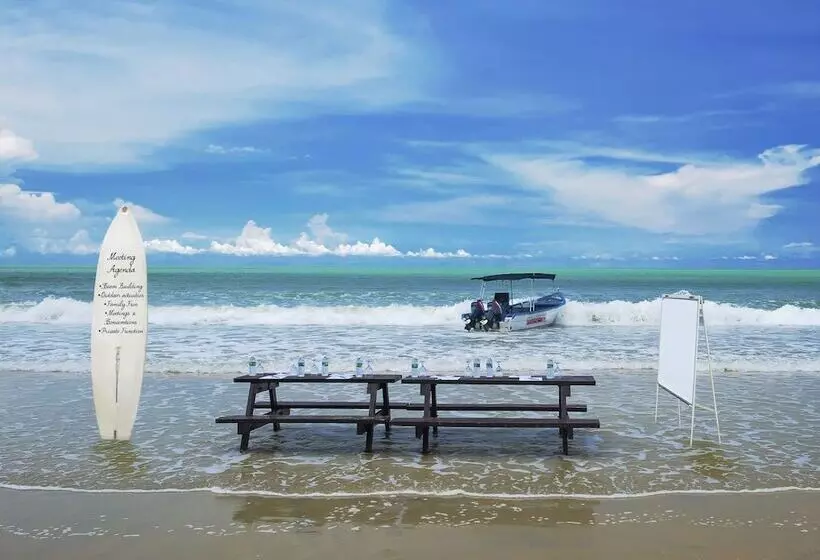 Отель Legend Cherating Beach Resort