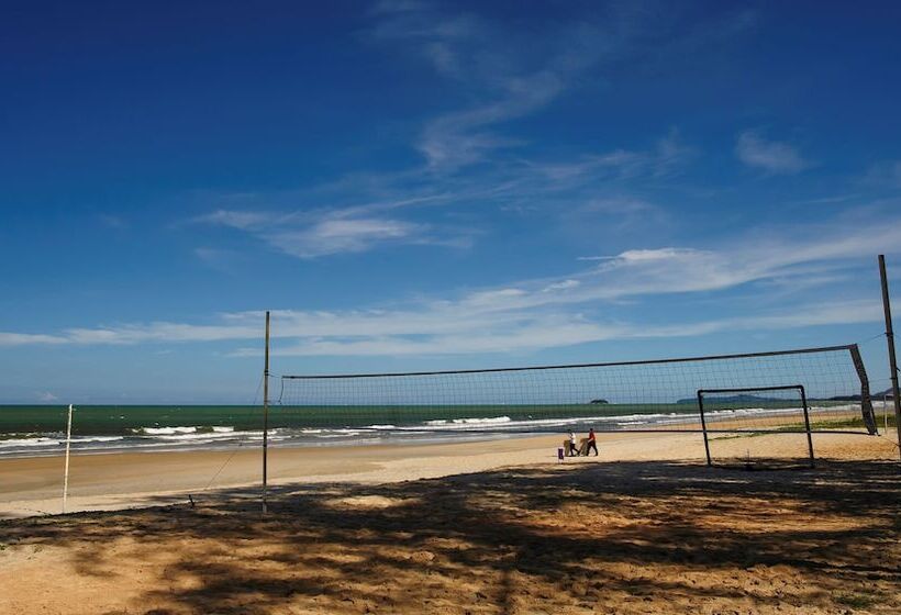 Hotel Legend Cherating Beach Resort