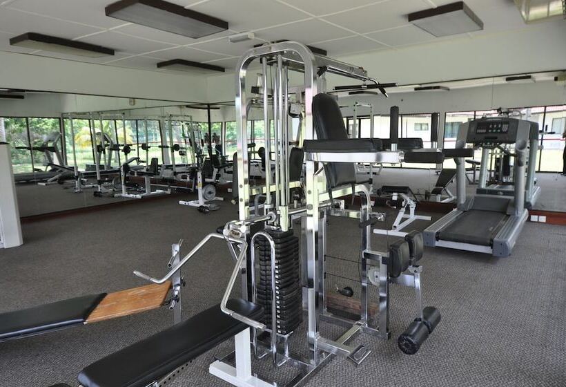 Hotel Legend Cherating Beach Resort