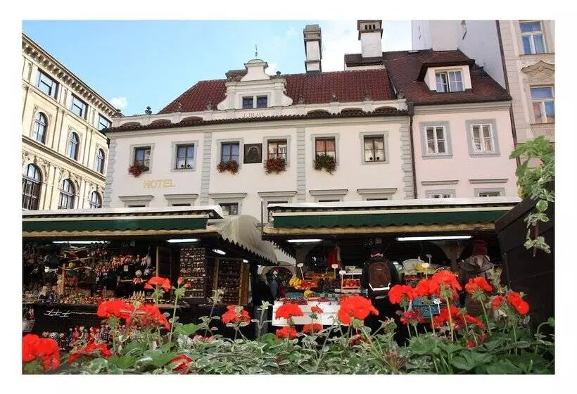 هتل Prague Golden Age