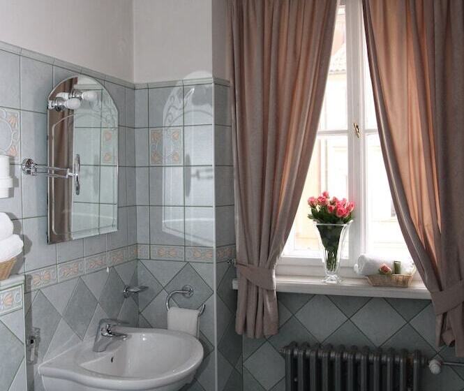 هتل Prague Golden Age