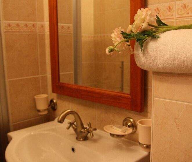 هتل Prague Golden Age