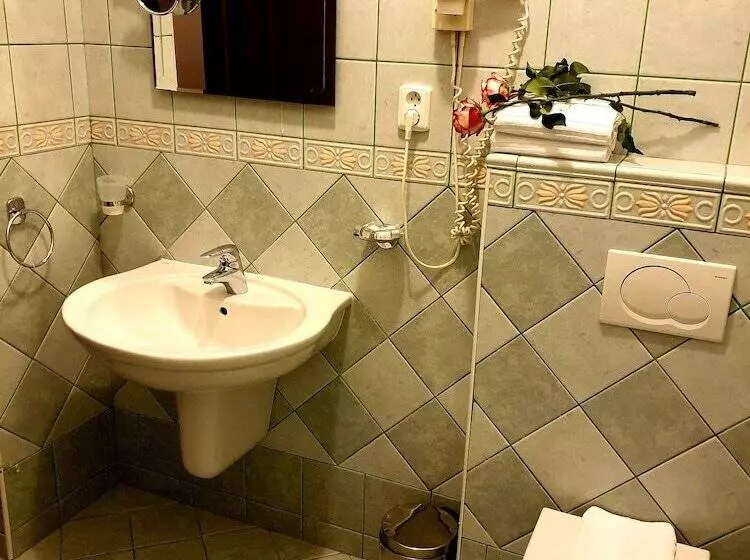 هتل Prague Golden Age