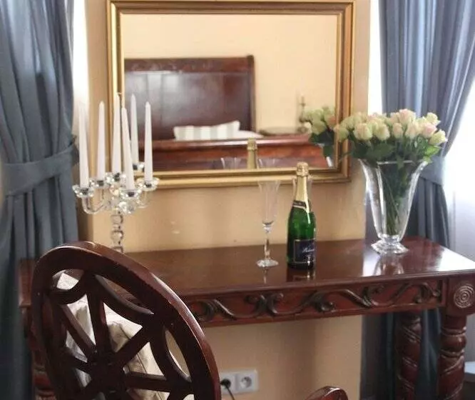 هتل Prague Golden Age