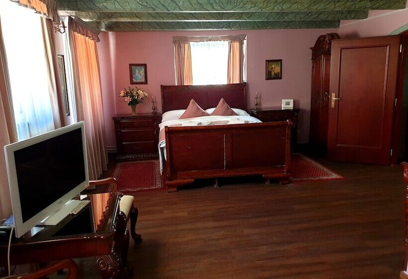 هتل Prague Golden Age