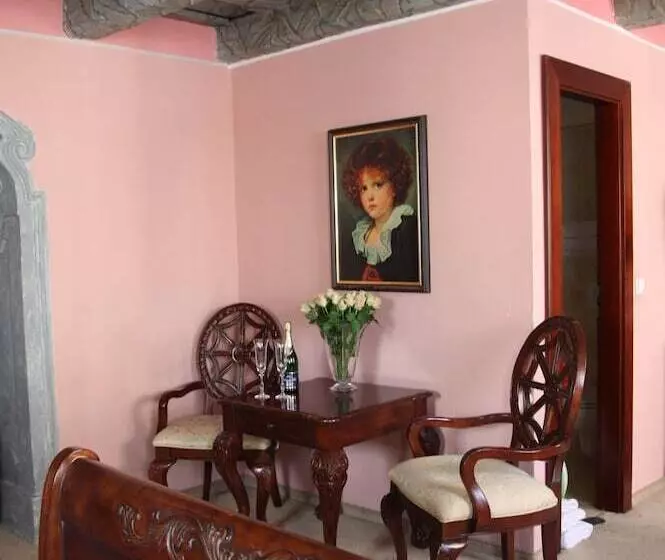 هتل Prague Golden Age