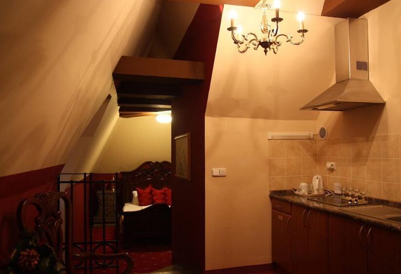 هتل Prague Golden Age