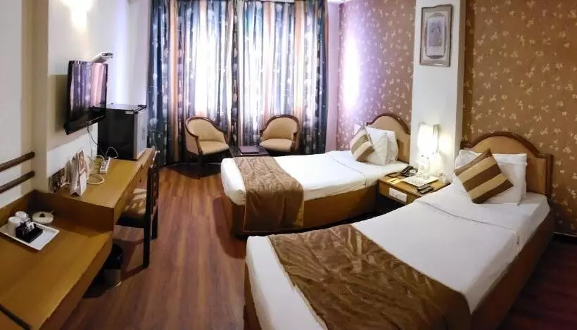 ホテル Quality Inn Residency