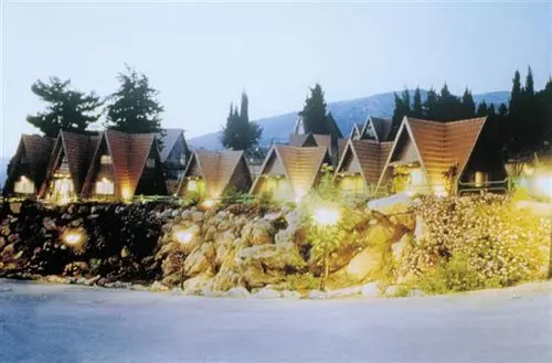 Hotelli Hermon Holiday Village