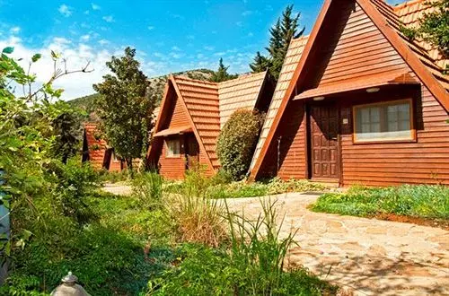 Hotelli Hermon Holiday Village