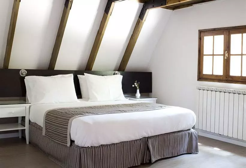 Hotelli Hermon Holiday Village