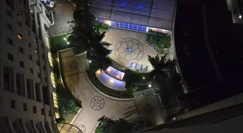 Отель Roomo Bela Cintra