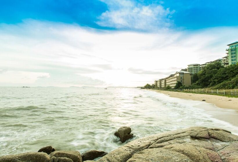 Otel Royal Phala Cliff Beach Resort