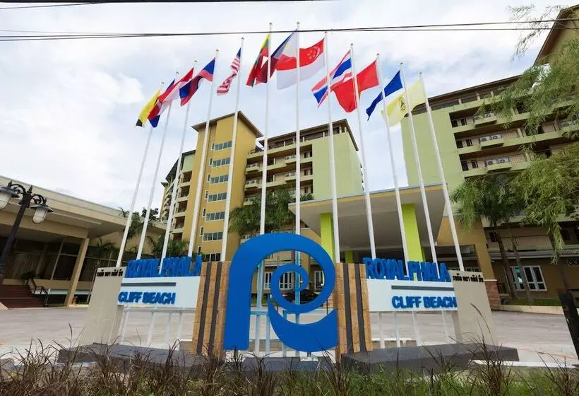 호텔 Royal Phala Cliff Beach Resort