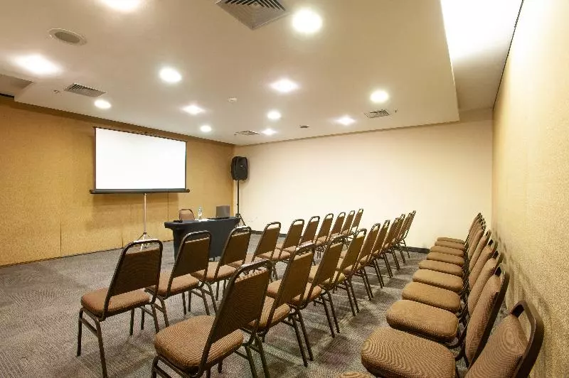 Отель Slaviero Guarulhos Aeroporto