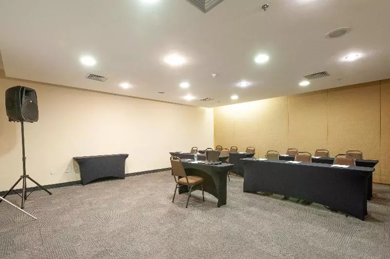 Отель Slaviero Guarulhos Aeroporto