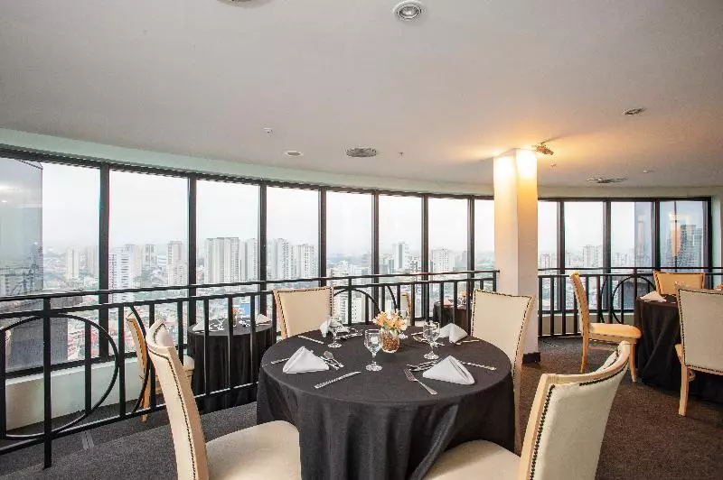 Отель Slaviero Guarulhos Aeroporto