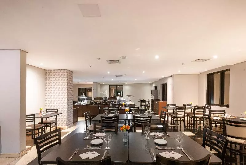 Отель Slaviero Guarulhos Aeroporto