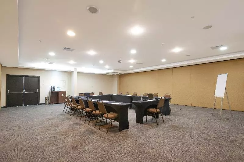 Отель Slaviero Guarulhos Aeroporto