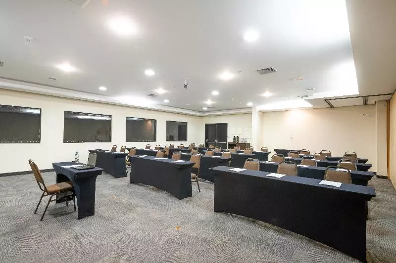 Отель Slaviero Guarulhos Aeroporto