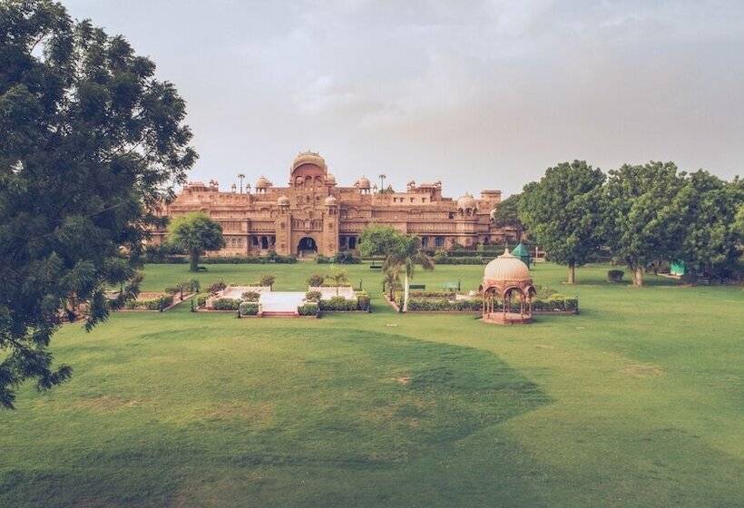 هتل The Laxmi Niwas Palace