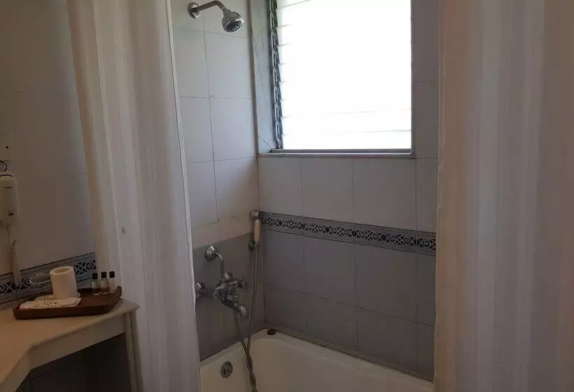 ホテル The Meadows Resort And Spa