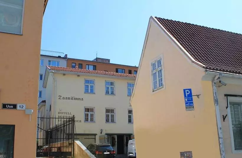 Taanilinna Hotell