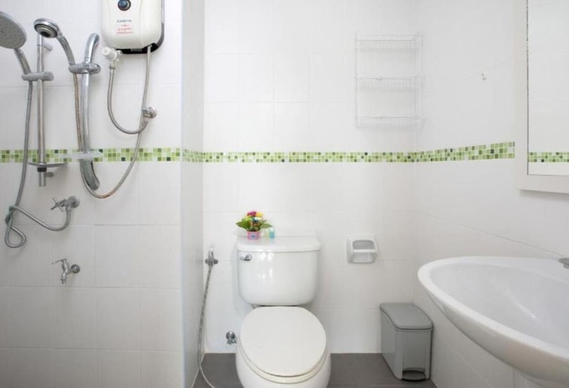 הוסטל Backpacker Street Airport Place