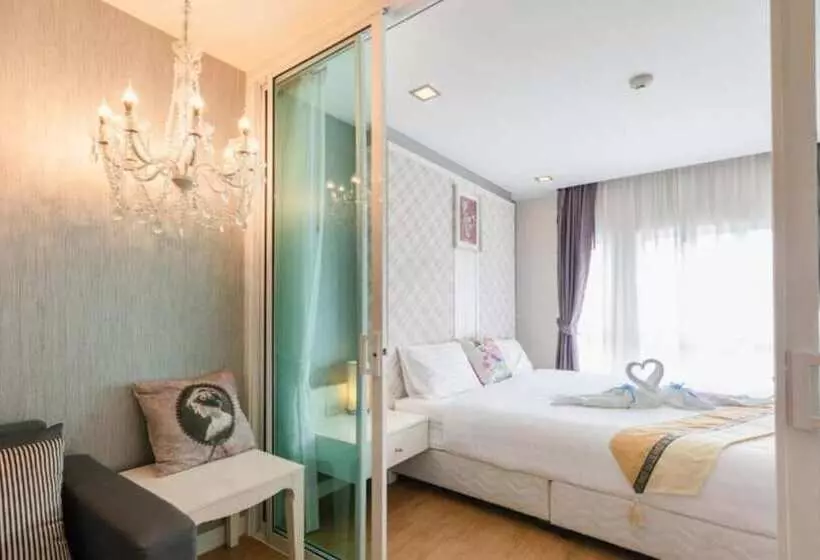 ユースホステル Backpacker Street Airport Place