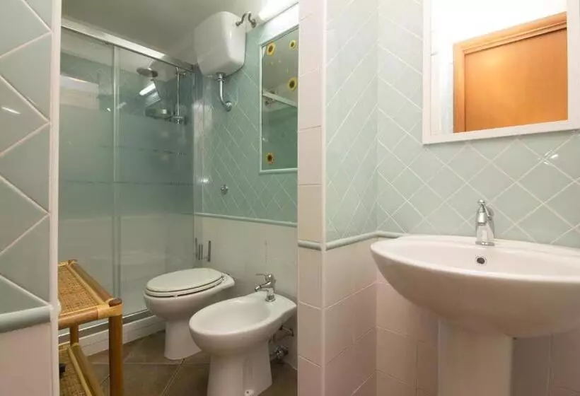 تختخواب و صبحانه Almà