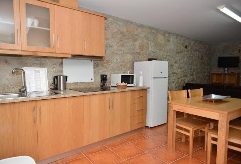 펜션 Quinta Do Eido