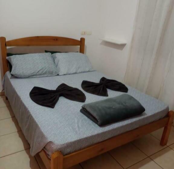 פנסיון Recanto Praia Peruibe