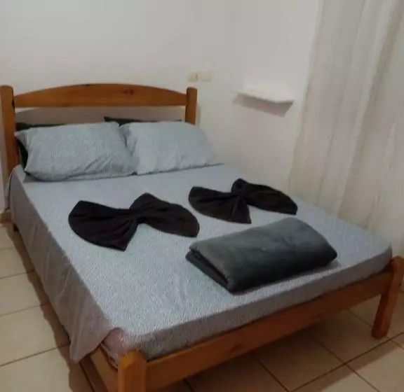 ペンション Recanto Praia Peruibe