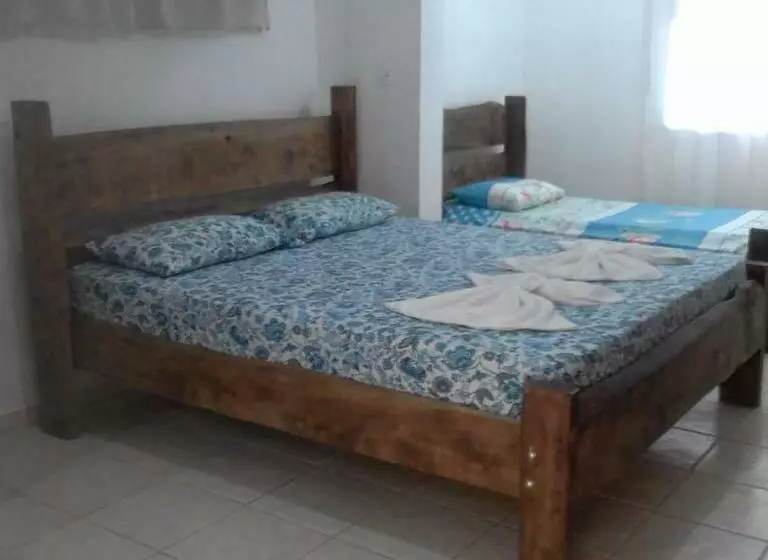 ペンション Recanto Praia Peruibe