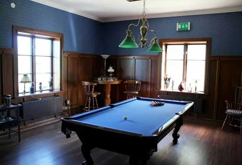 Aamiaismajoitus (B&B) Salsåker Herrgård