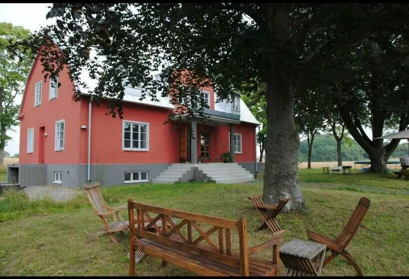 ベッドアンドブレックファースト Stora Topphem