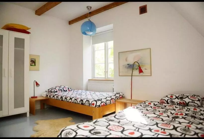 ベッドアンドブレックファースト Stora Topphem