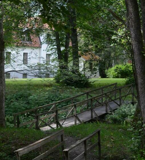 פנסיון Finnåkers Kursgård