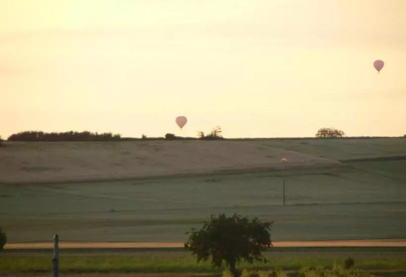 Majatalo Manoir De Vilaines