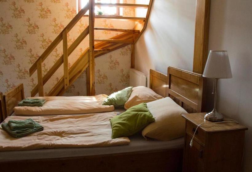 Panzió Statek Chmelovice