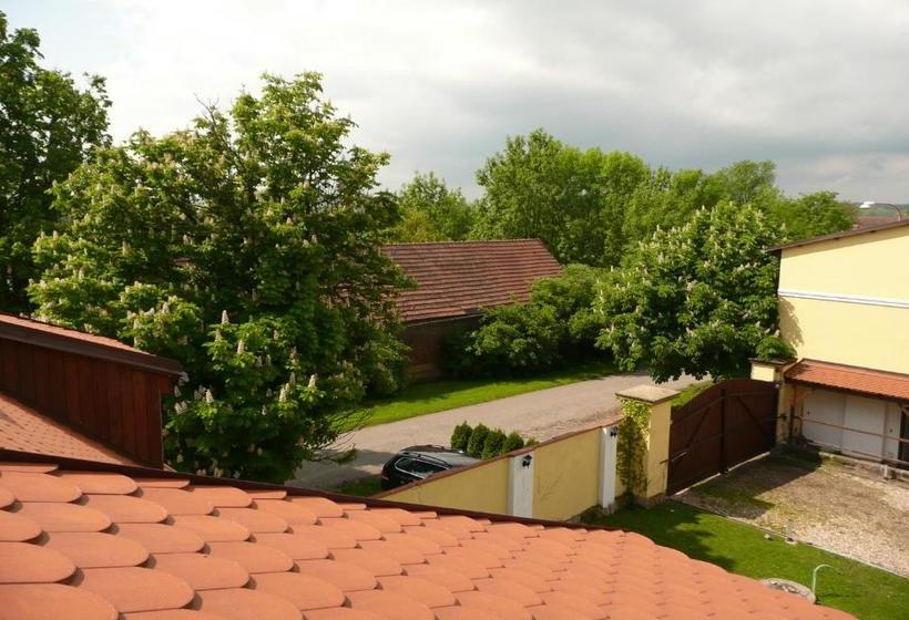 Panzió Statek Chmelovice