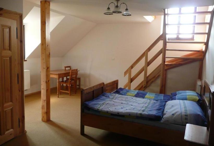 Panzió Statek Chmelovice