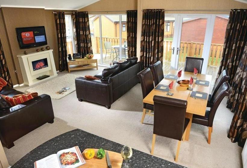 Курорт South Lakeland Leisure Village