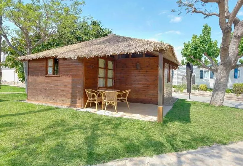 Hotelli Camping & Resort Sangulí Salou