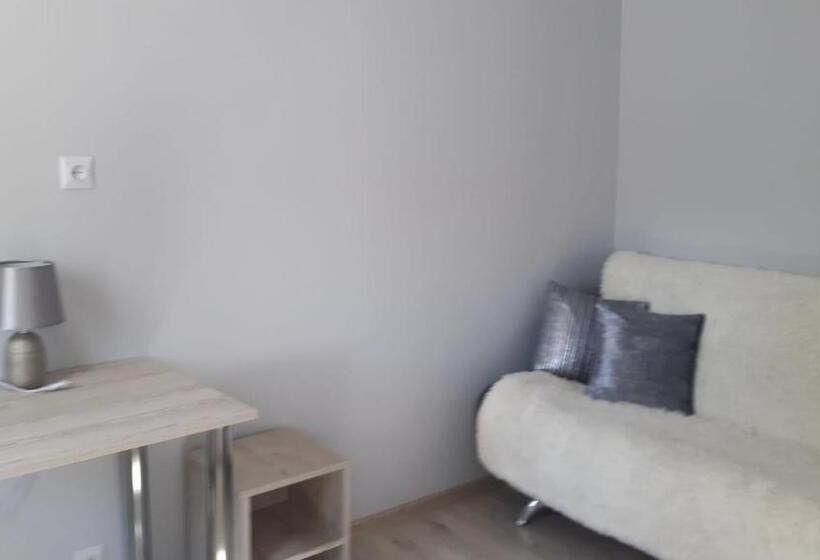 Pokoje Gościnne Biura Turystycznego Kris