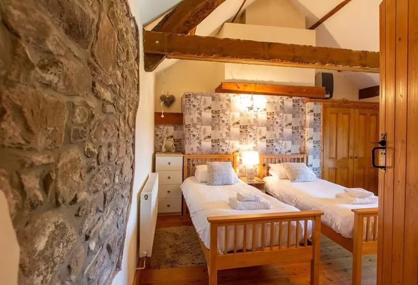 Bryntowy Cottage