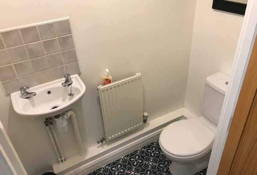 City Centre Townhouse   Perfect For A City Break