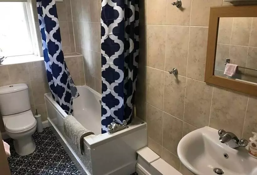 City Centre Townhouse   Perfect For A City Break